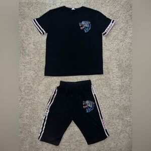 Authentic Gucci Wolf Embroidered Set!